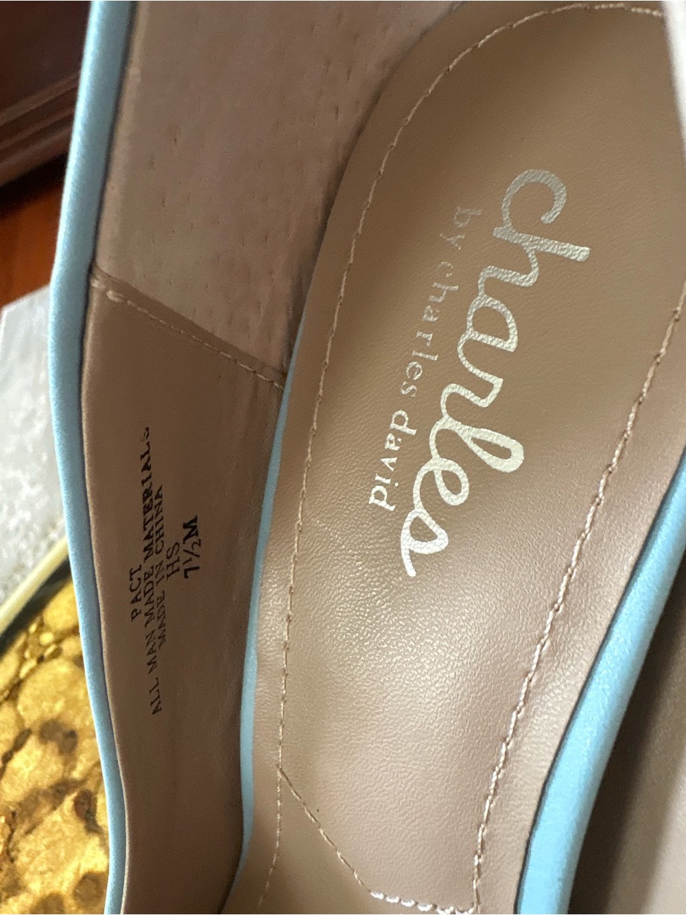 Charles David Powder Blue Pointed-Toe Leather Pumps - Picture 3 of 7